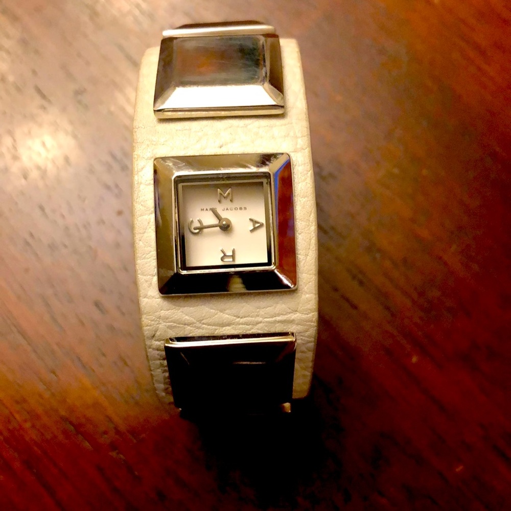 Marc Jacobs Leather Watch